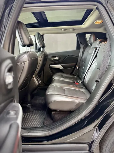Jeep Cherokee 3.2 V6 Trailhawk 4x4 At - foto 10