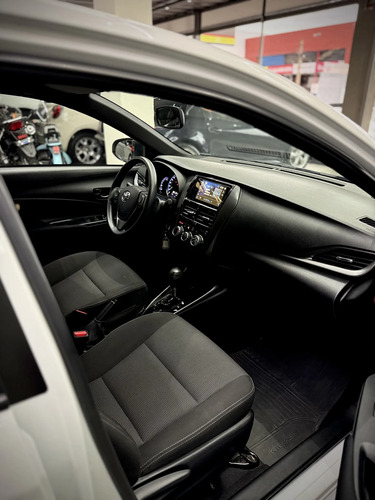 Toyota Yaris 1.5 107cv Xs Cvt - foto 11