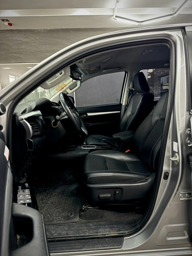 Toyota Hilux Pick-up 2.8 Cd Srx 204cv 4x4 At - foto 7