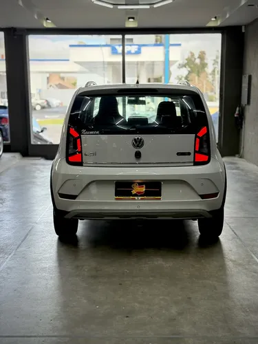 Volkswagen Up! 1.0 Cross Up! - foto 6