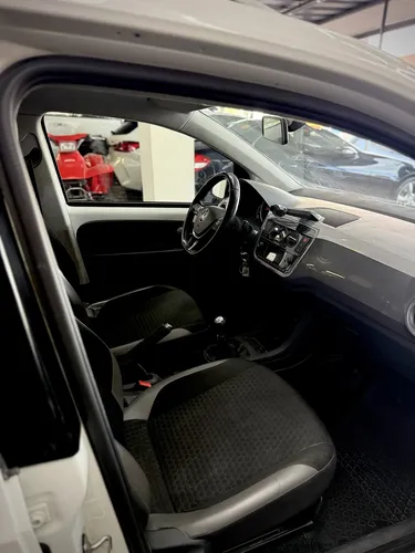 Volkswagen Up! 1.0 Cross Up! - foto 11