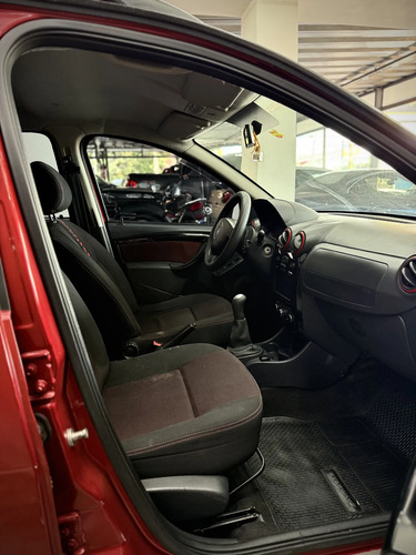 Renault Sandero Stepway 1.6 Privilege Nav 105cv - foto 11