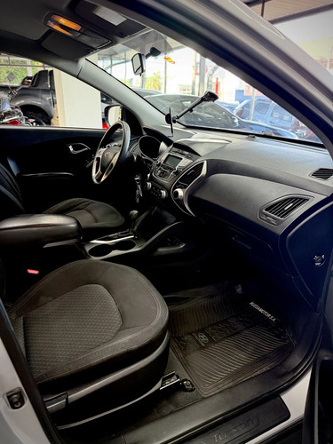 Hyundai Tucson 2.0 Gl 6at 2wd - foto 10