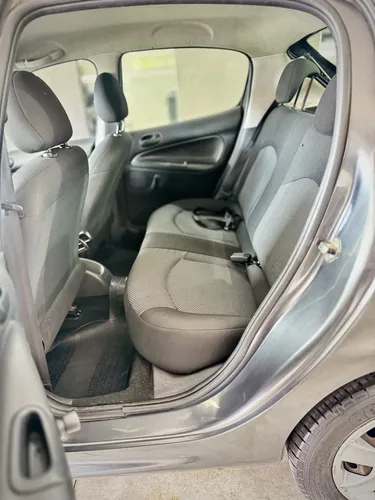 Peugeot 207 1.4 Active 75cv - foto 8