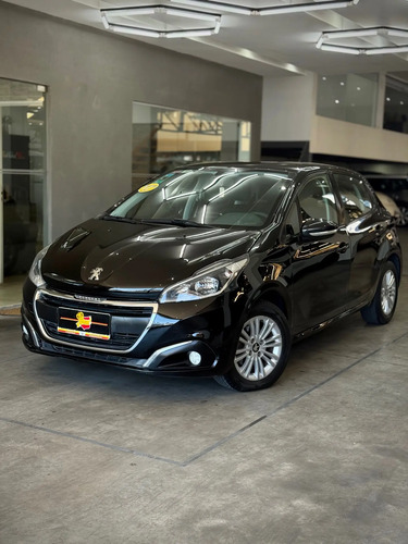 Peugeot 208 1.6 Allure